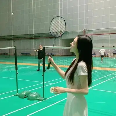 贾娟国